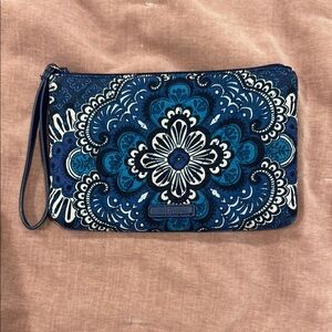 Vera Bradley Blue Patterned Women's Clutch